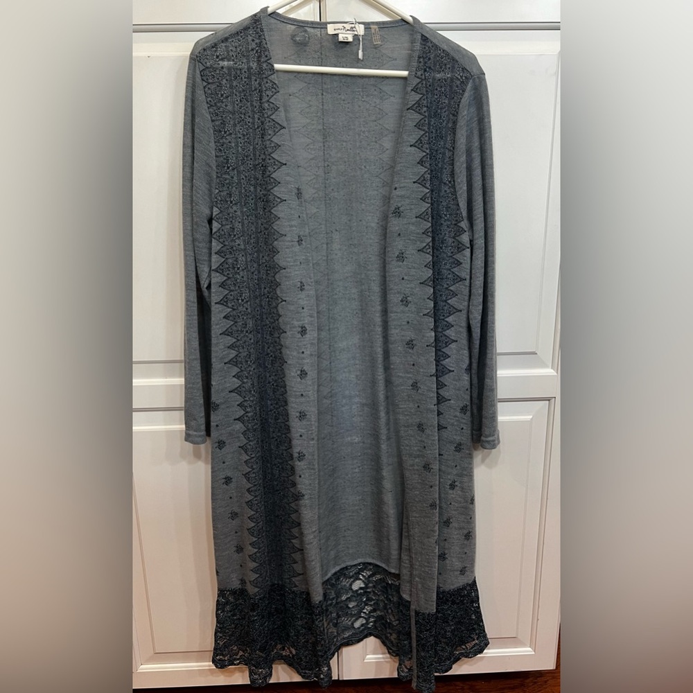 NWOT Simply Noelle Long Cardigan with Lace Bottom
